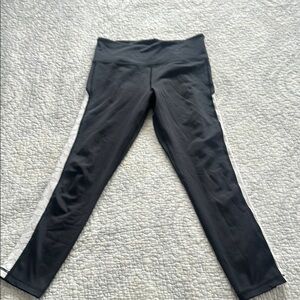 Black and White Zyia  Leggings